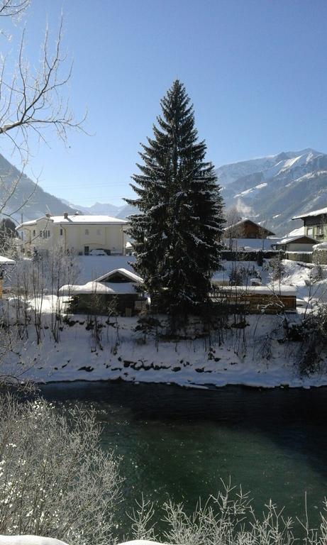 Апартаменти Haus Eberl Брук-ан-дер-Гросглокнерштрасе Екстер'єр фото